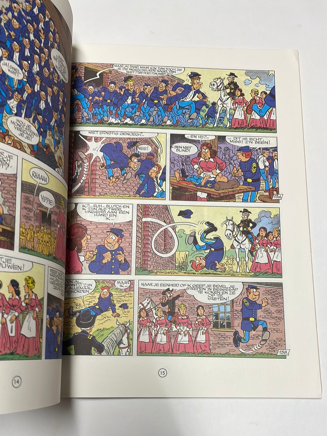 De Blauwbloezen- Blauwen en vrouwen, nummer 22