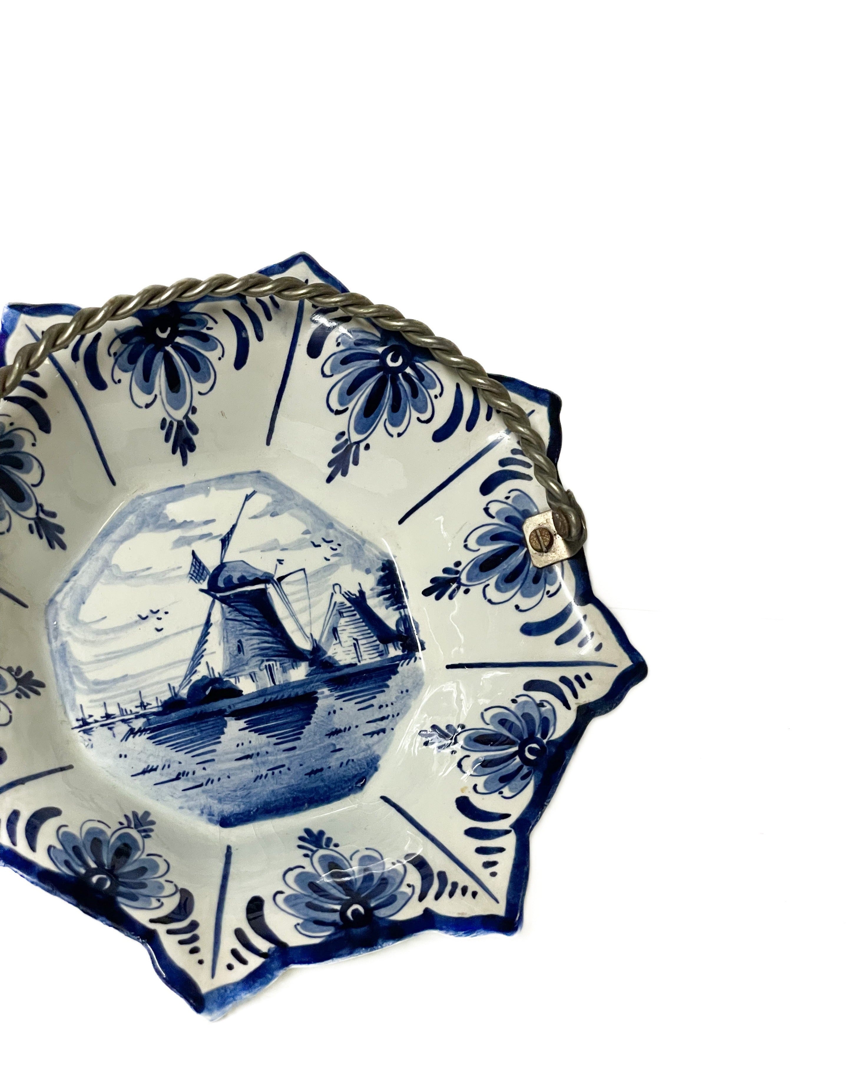 Vintage Delfts Blue Hand Painted Schaaltje